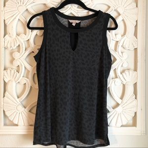 Banana Republic Sleeveless Key Hole Blouse